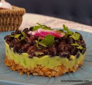 buonissima cheesecake vegana salata di fagioli neri avocado e cetrioli
