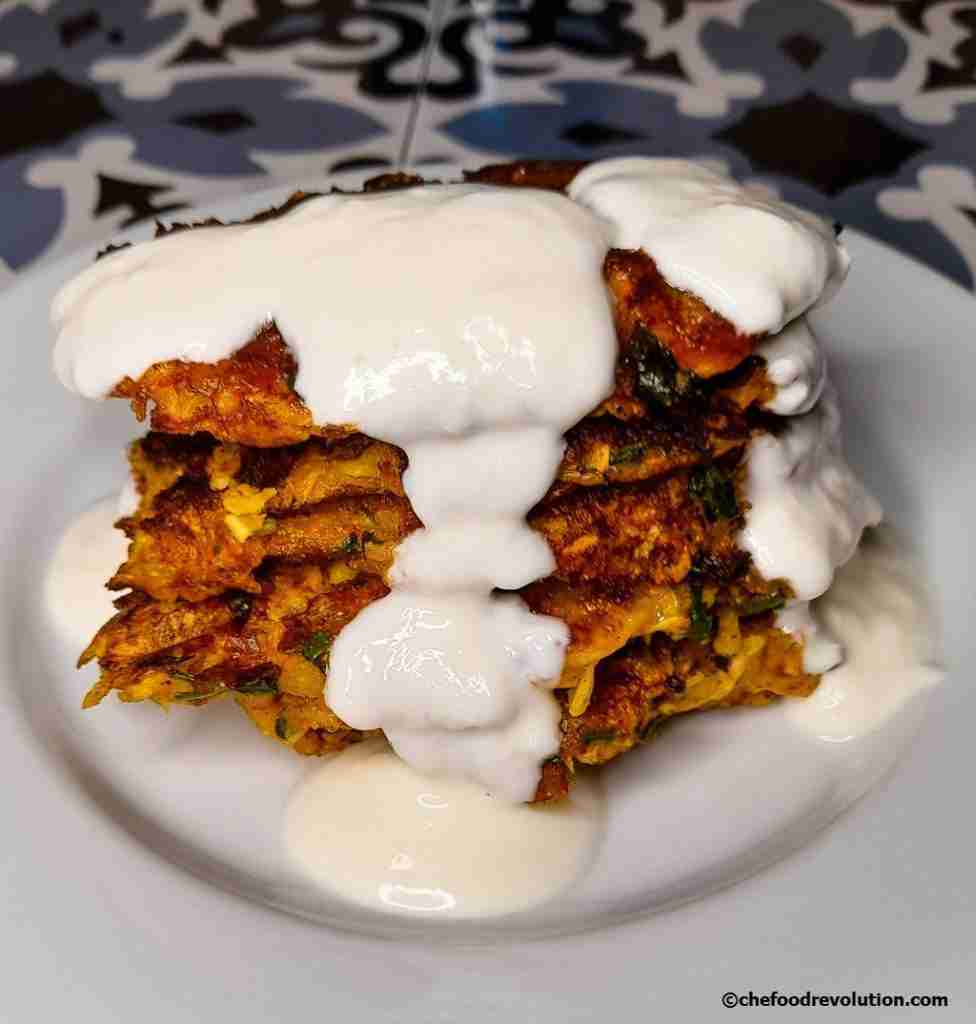 golosissime frittelle di zucchine con yogurt
